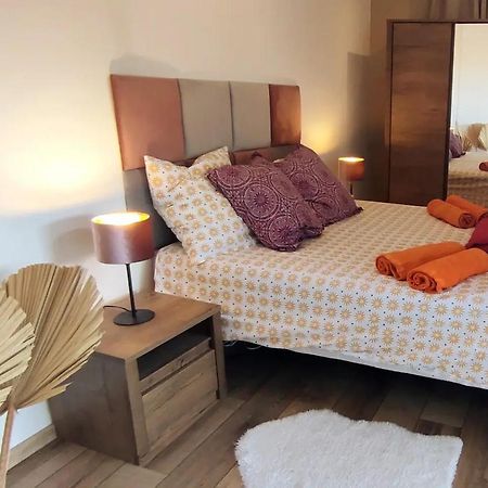 Appartement Provencal Avec Terrasse Dans Le Var Les Arcs-sur-Argens エクステリア 写真